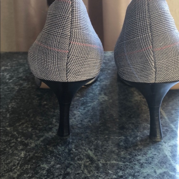 NINE WEST Plaid Pumps - Picture 2 of 6